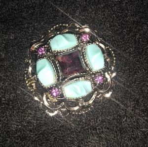 Beautiful vintage brooch